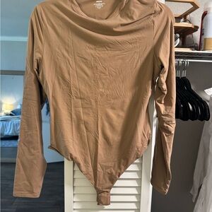 SKIMS Long Sleeve Scoop Bodysuit in Camel/Tan